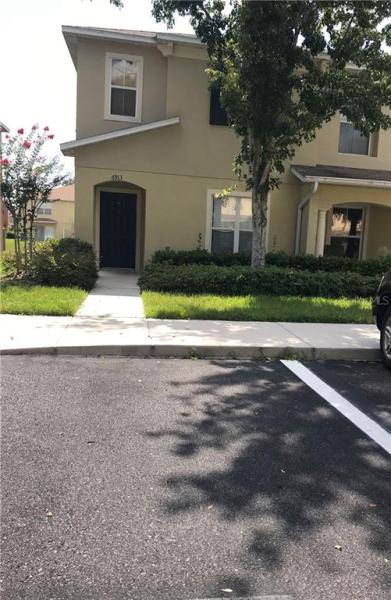 ST CHARLES PLACE PH 05