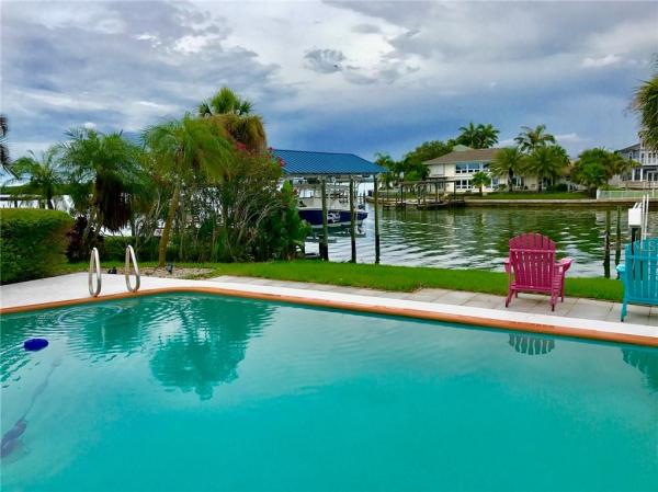 ISLAND ESTATES OF CLEARWATER