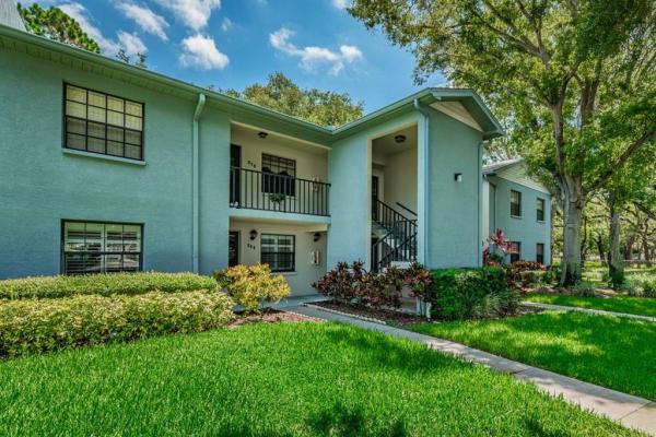 OAKS OF SEMINOLE CONDO