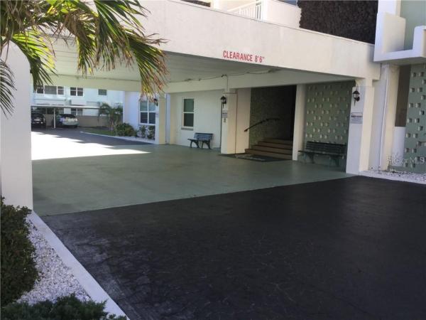 CLUB REDINGTON CONDO THE