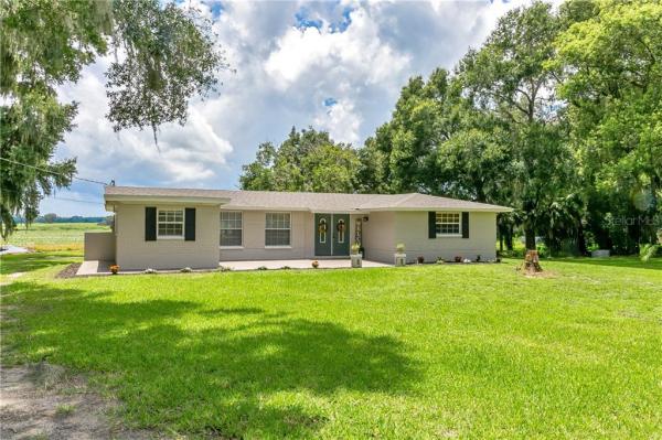 LAKE PASADENA HEIGHTS