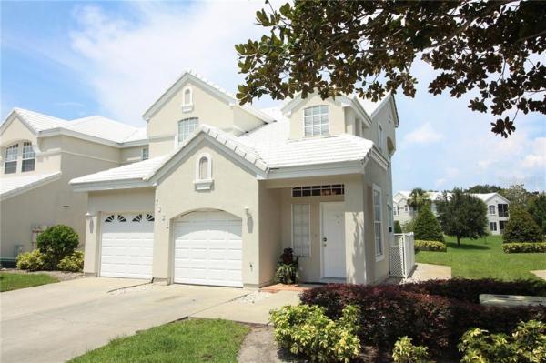 CARRIAGE HOMES AT SOUTHAMPTON