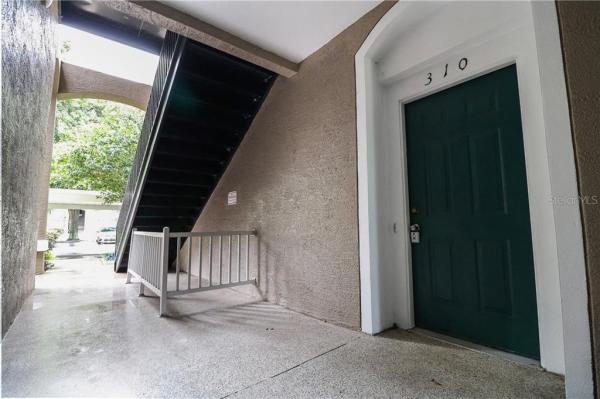 CRESTVIEW CONDO PH 01