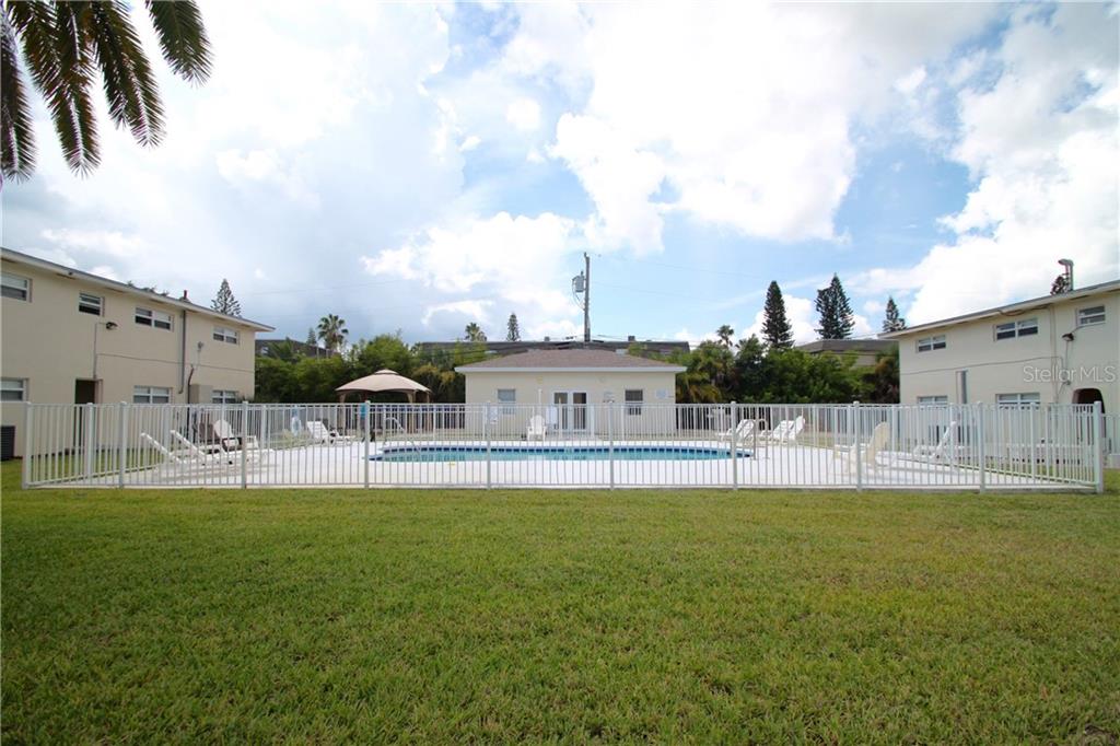 SEMINOLE HEIGHTS - фото