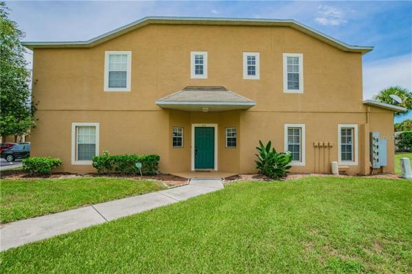 KINGS LAKE TONWHOMES UNTIS 1-8