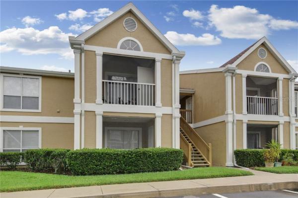 HIGHLANDS AT HUNTERS GREEN A CONDO