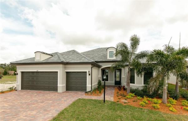 DELWEBB LAKEWOOD RANCH