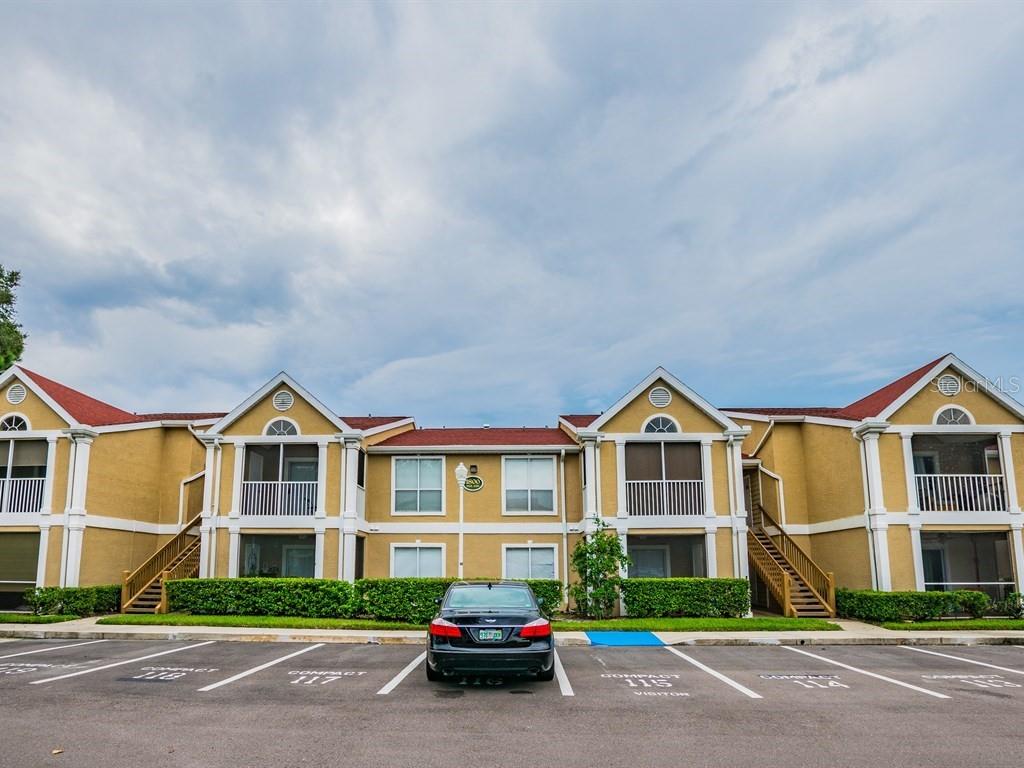 HIGHLANDS AT HUNTERS GREEN - фото