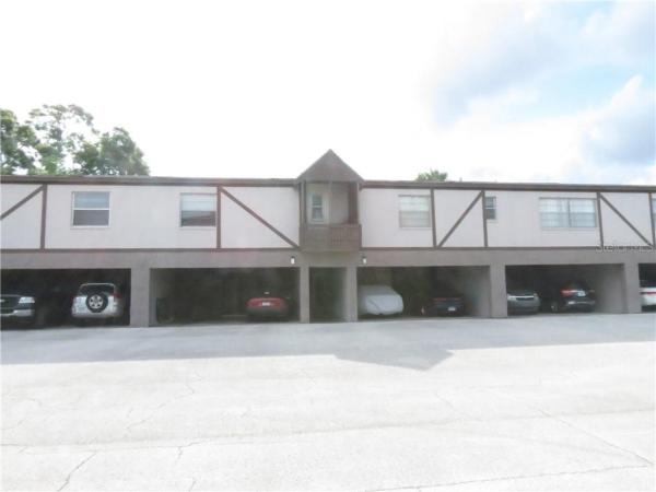 KING ARTHURS COURT CONDO