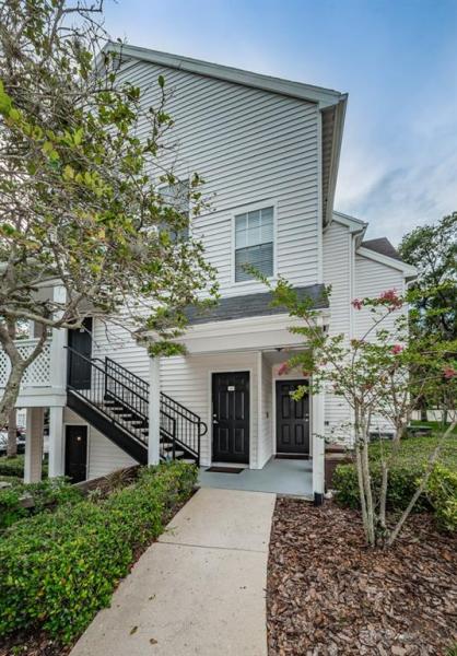 BENTLEY AT COBBS LANDING CONDO THE