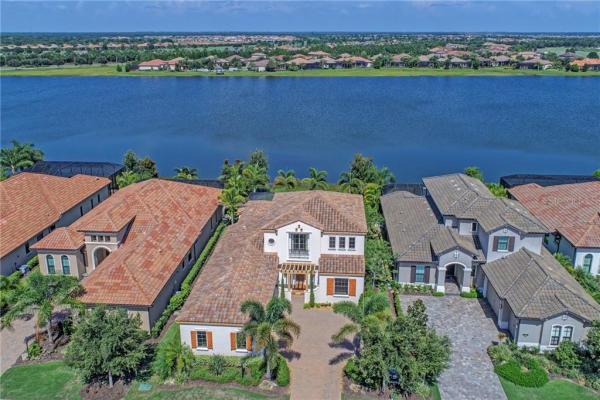 COUNTRY CLUB EAST AT LWR SUBPH RR AKA HA