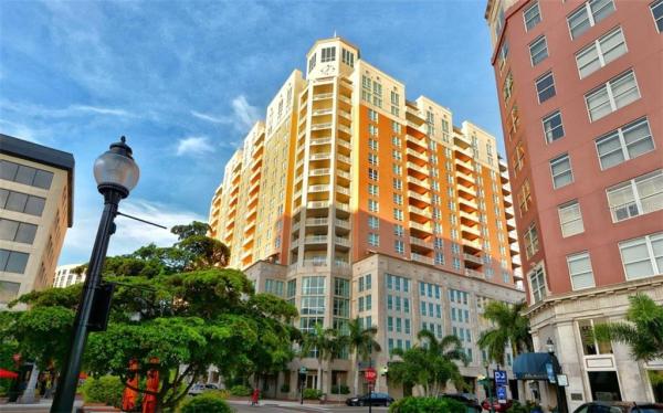 1350 MAIN RESIDENTIAL