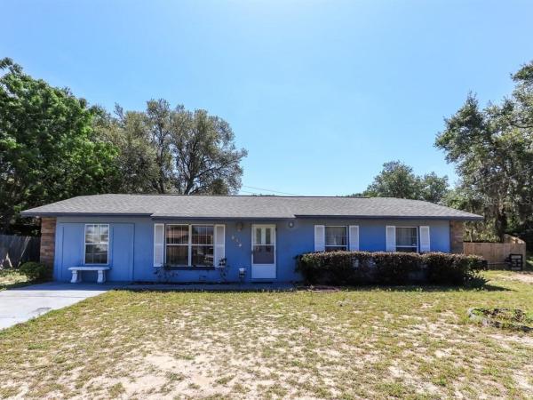 LADY LAKE PADGETT ESTATES