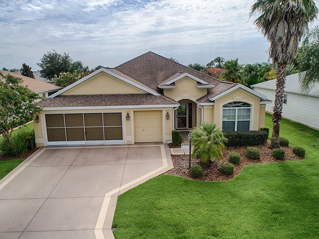 THE VILLAGES - фото