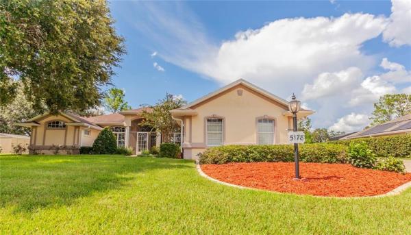 FAIRWAYS AT ROLLING HILLS 1ST ADD
