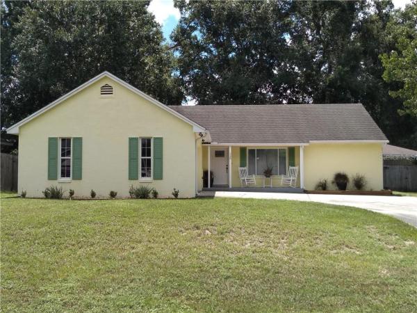 MOUNT DORA COBBLEHILL VILLAGE