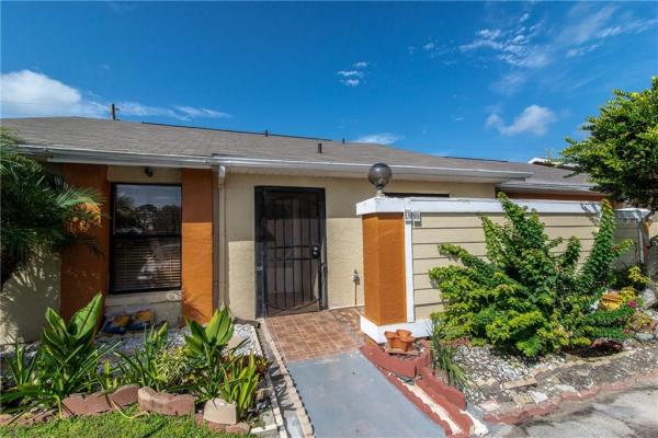 BUENAVENTURA LAKES SILVER PARK VILLAS 02