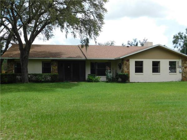 COUNTRY OAKS ESTATES