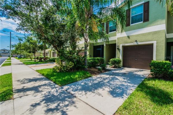 LAKE BRANDON TWNHMS 114-A