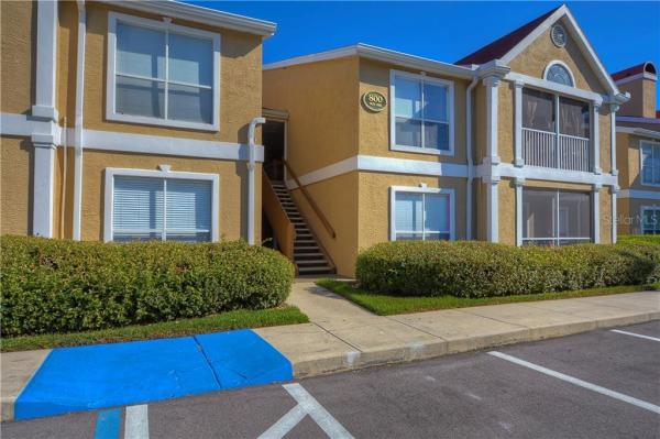 HIGHLANDS AT HUNTERS GREEN A CONDO