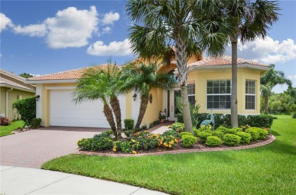 VALENCIA LAKES #J PH 1