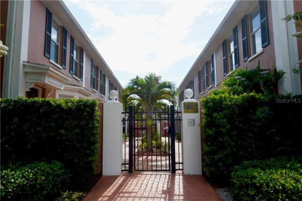 THE PARKFORD A CONDOMINIUM