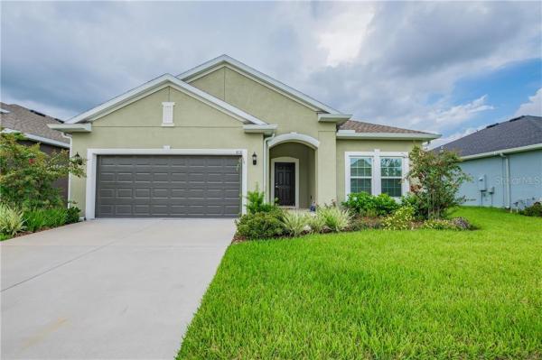 CARRIAGE POINTE SOUTH PH 2D1