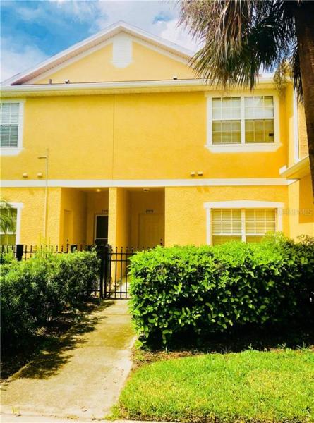 RIVERCREST TWNHMS WEST PH 01