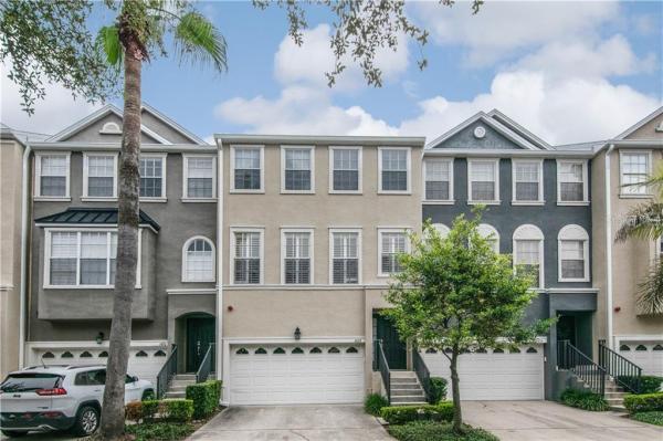 HARBOURSIDE AT HARBOUR ISLAND PH 02