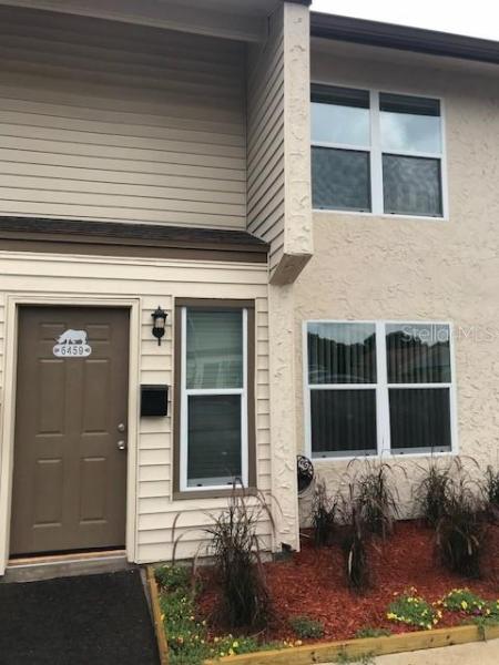 BARKWOOD SQUARE CONDO