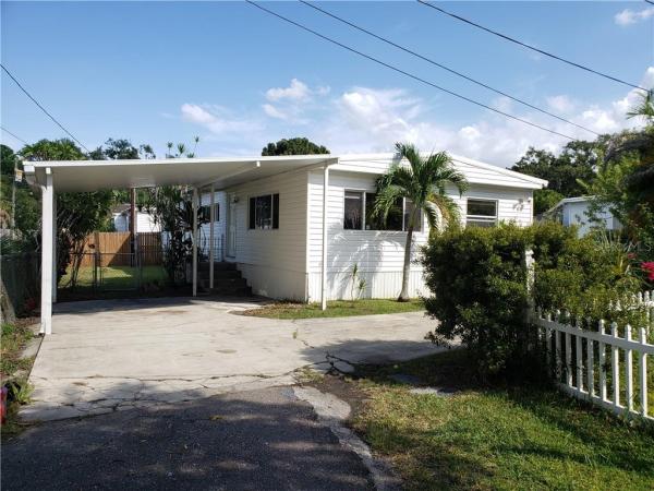 YACHTHAVEN ESTATES 1ST ADD