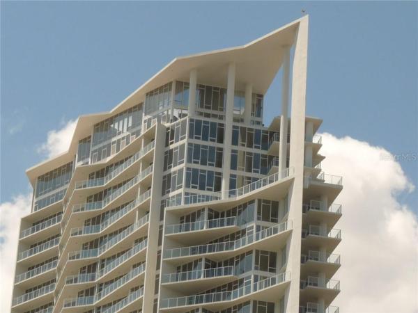 SIGNATURE PLACE CONDO