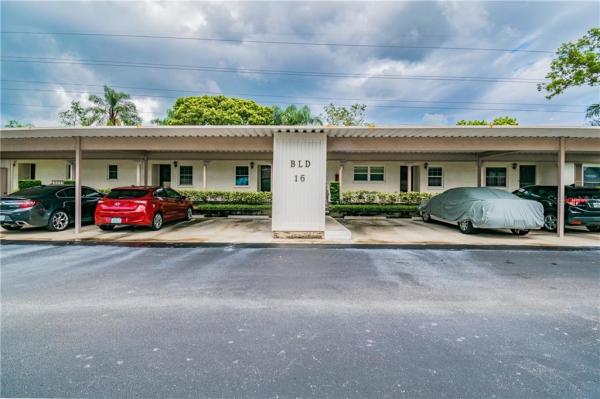 WOODLAND VILLAS CONDO 1