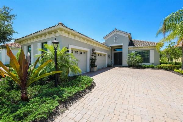 COUNTRY CLUB EAST AT LWR SUBPH SS AKA HI