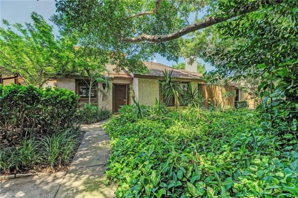 PINE BAY FOREST CONDO