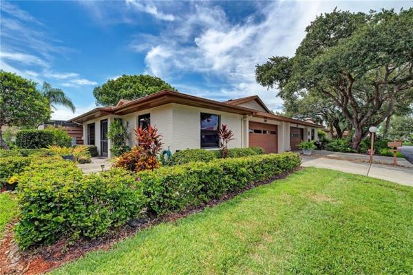 CENTER GATE ESTATE VILL 3