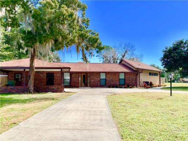 LEESBURG LOVES POINT