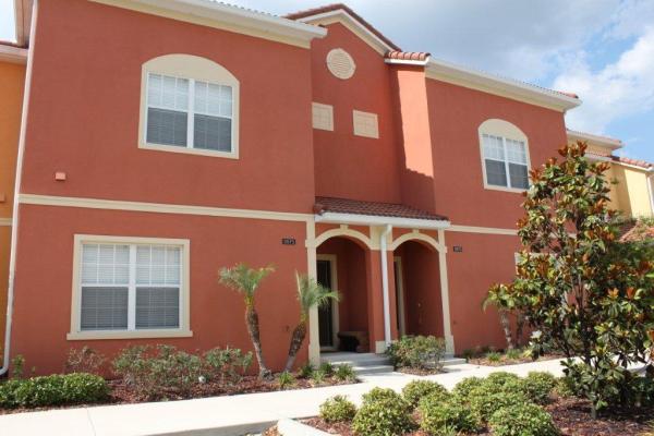 PARADISE PALMS RESORT P1