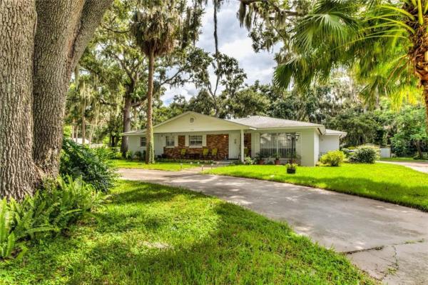 TAVARES LAKEWOOD PARK