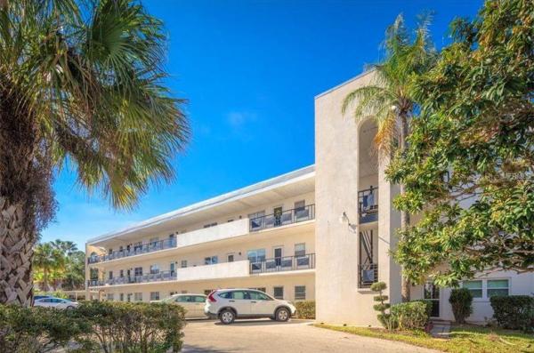 ORCHID SPGS VILL 100 CONDO