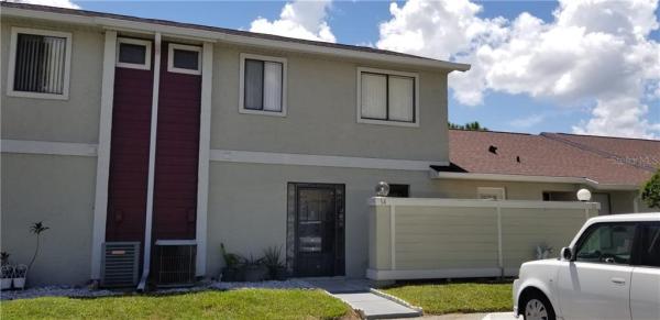 BUENAVENTURA LAKES PINE ISLAND VILLAS