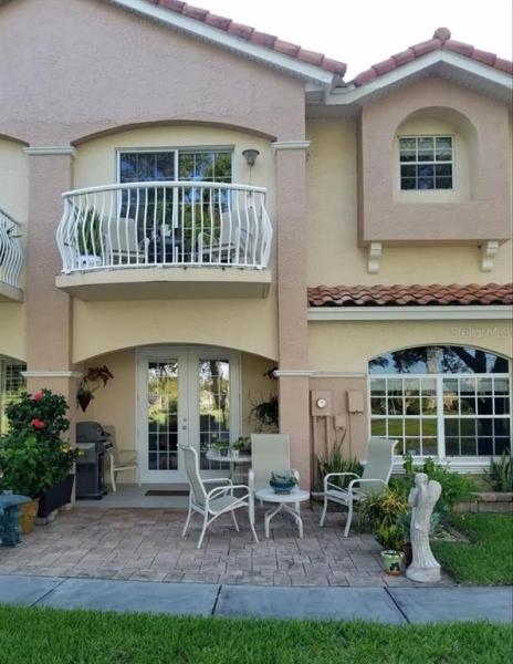 VALENCIA GARDENS TWNHMS