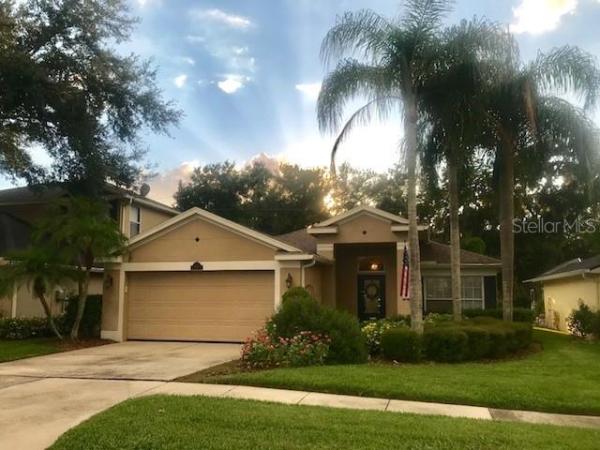 RIVER HILLS COUNTRY CLUB PH 01