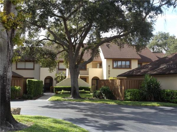 FAIRWAY VILLAS AT BARDMOOR