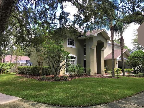 HAMPTON ON GREEN PH 01