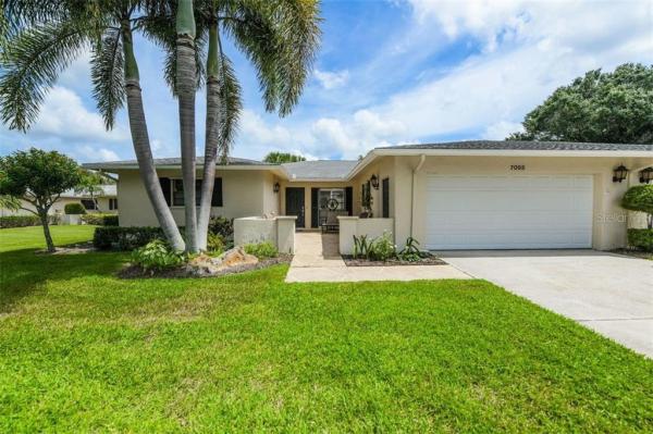 PALM-AIRE AT SARASOTA 11A