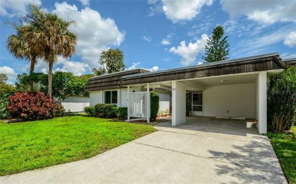 GLEN OAKS RIDGE VILLAS 2