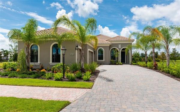 COUNTRY CLUB EAST AT LAKEWOOD RANCH