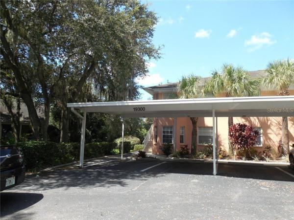 WATERS EDGE AT HERITAGE OAK PA