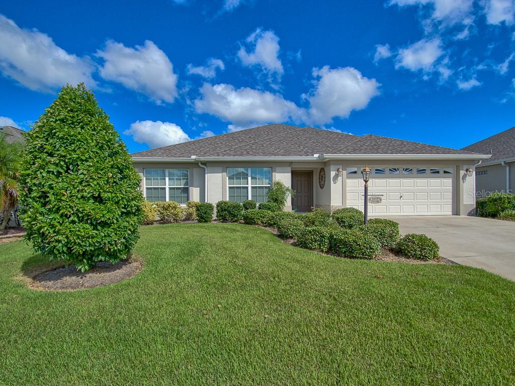 THE VILLAGES - фото